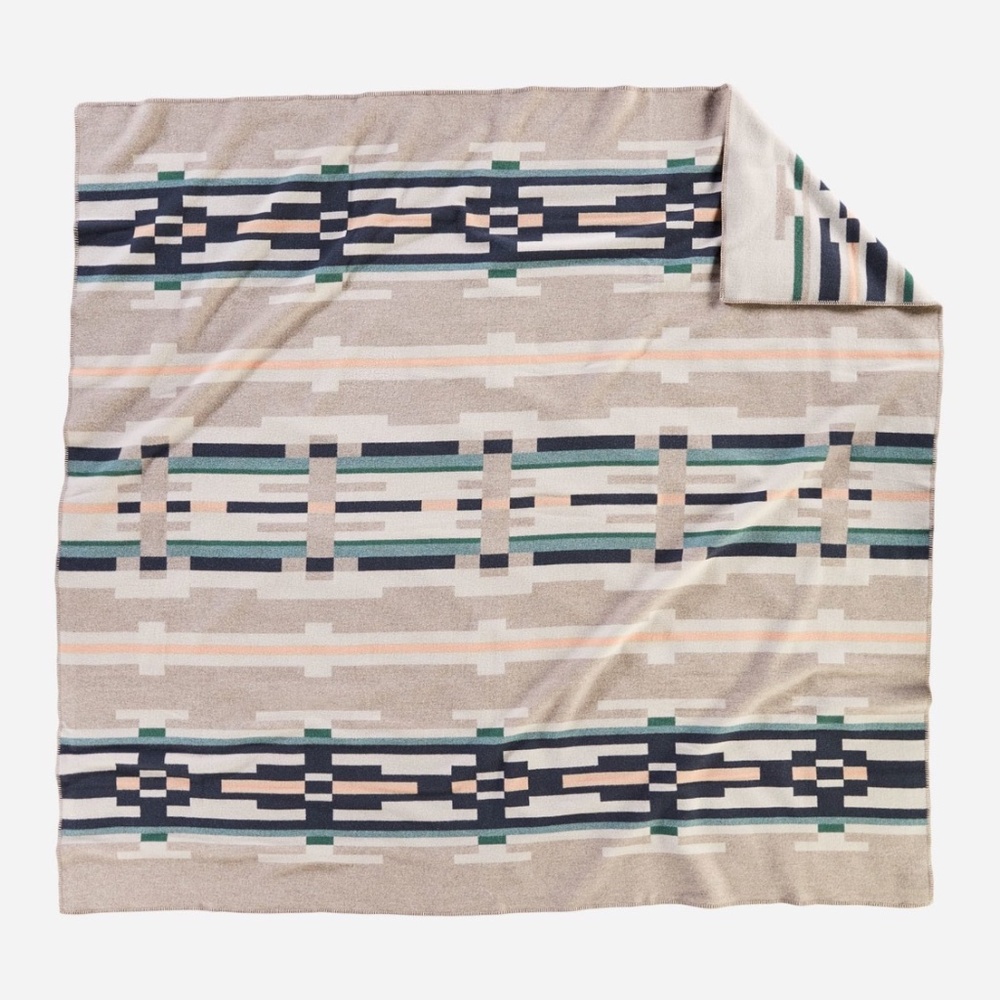 Pendleton Sandhills Jacquard Blanket 64X80 - New with tags